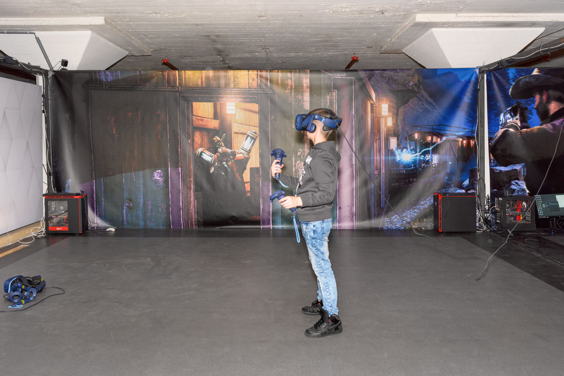 Face Reality | Enversed VR gaming - Dutch Design Week 2019 | Sas Schilten ★ Fotografie